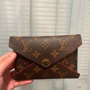 Louis Vuitton Medium Kirigami